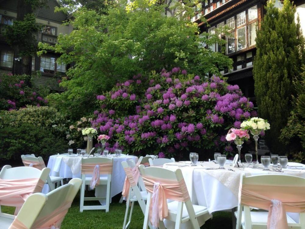 English Inn Esquimalt 外观 照片