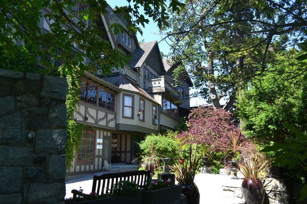 English Inn Esquimalt 外观 照片